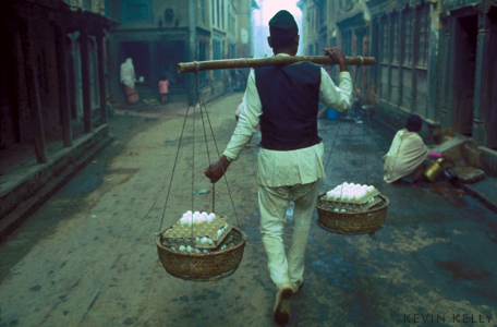 Egg vendor